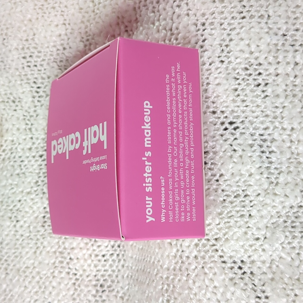 Half Caked Star Bright Loose Setting Powder in Pink, 8.5g/0.29oz - Picture 7 of 10